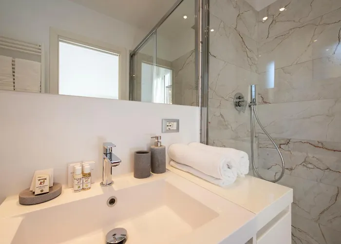 Lucrezio Caro Luxury Appartement