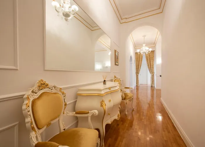 Lucrezio Caro Luxury * Rome