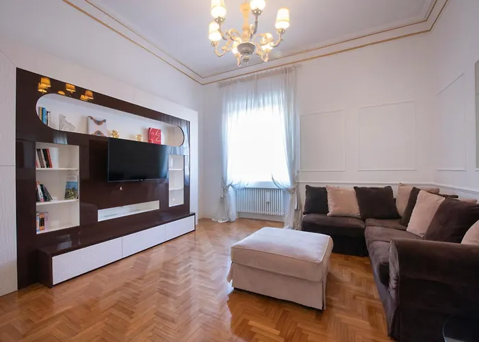 Lucrezio Caro Luxury Appartement *