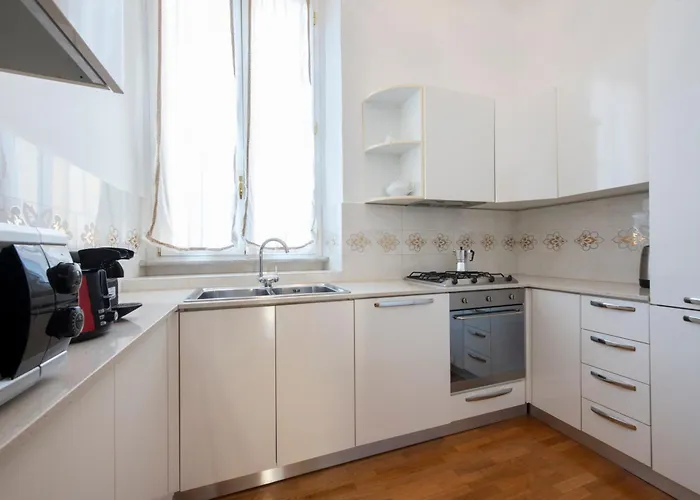 Lucrezio Caro Luxury Appartement